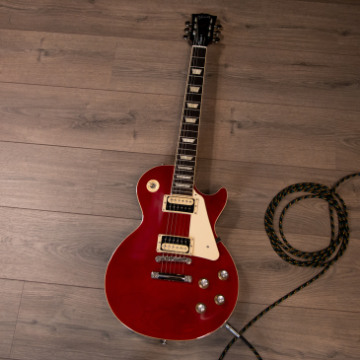 Gibson Modern Collection Les Paul Classic Translucent Cherry