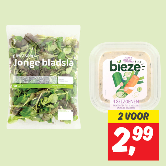 Jonge bladsla met rucola of veldsla of bieze rauwkost