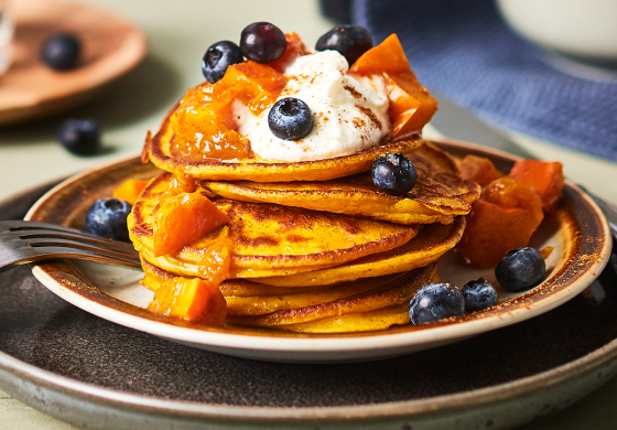 American pumpkin pancakes met pompoencompote