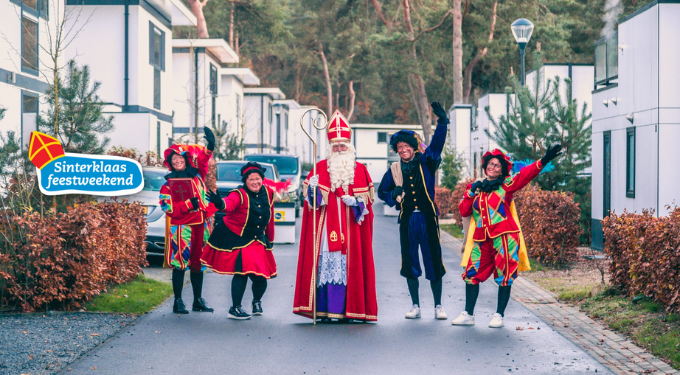 De Sint viert feest bij EuroParcs met o.a. Monique Smit!