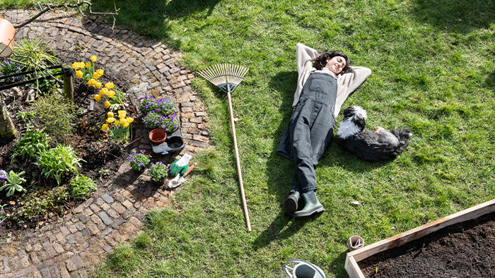 Handen uit de mouwen, aan de slag in je tuin